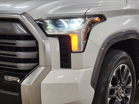 Used 2023 Toyota Tundra Limited image 14