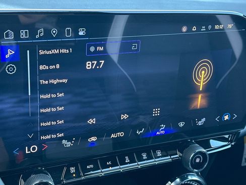 New 2025 Chevrolet Blazer EV LT image 18