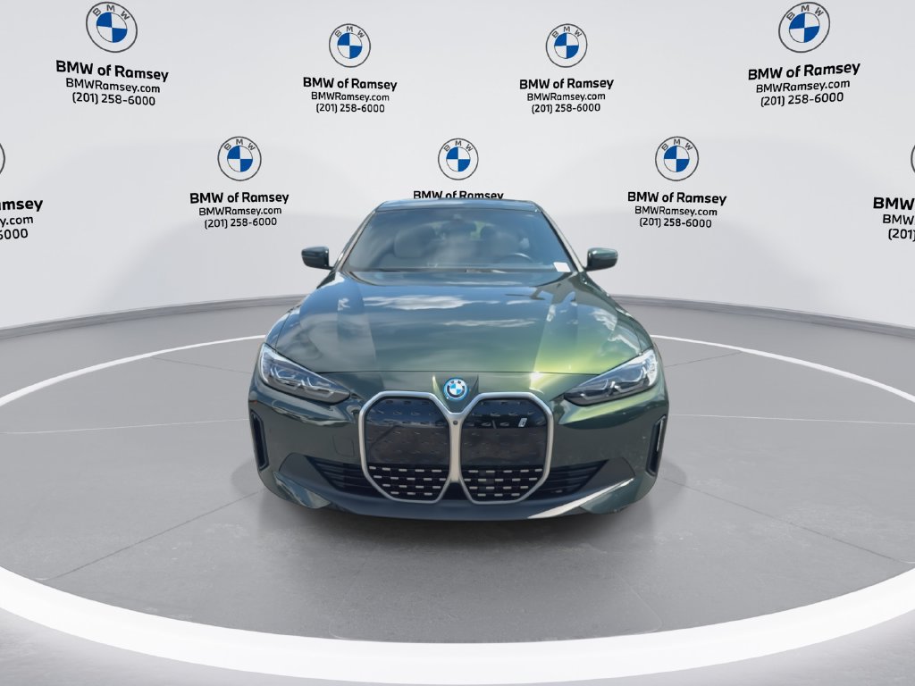 Used 2024 BMW i4 eDrive35 w/ Premium Package RWD image 3