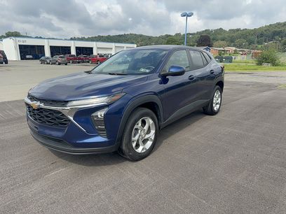 Used 2024 Chevrolet Trax LS w/ LS Convenience Package
