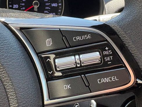 Used 2019 Kia Forte LXS FWD image 13