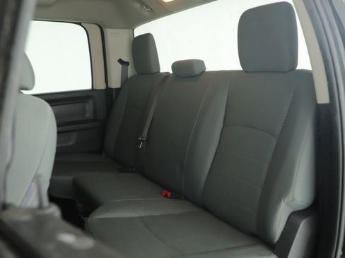 Used 2018 RAM 2500 Tradesman w/ Chrome Appearance Group image 13