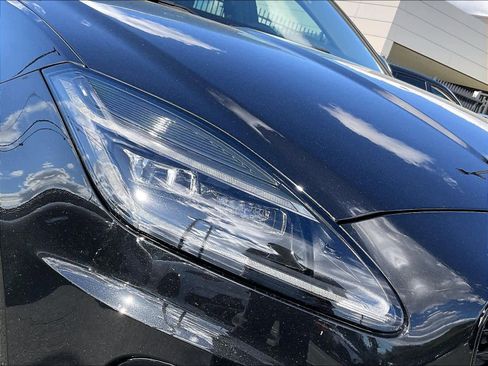 Used 2024 Jaguar E-PACE R-Dynamic SE image 30