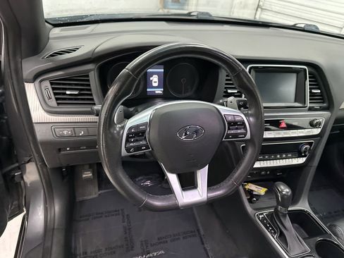 Used 2018 Hyundai Sonata Sport image 10