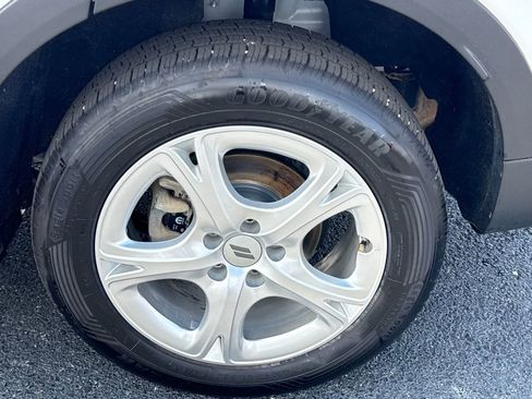 Used 2024 Dodge Hornet GT image 11