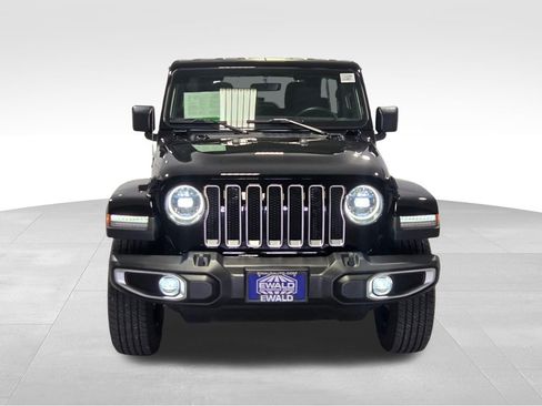 Used 2023 Jeep Wrangler Unlimited Sahara w/ LED Lighting Group AWD/4WD image 19