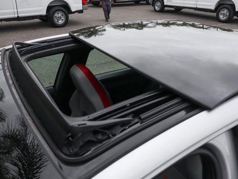 Used 2024 Volkswagen GTI Autobahn image 30