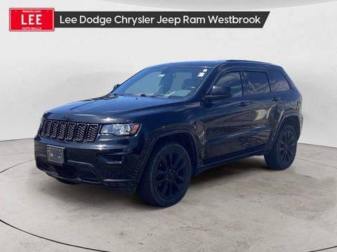 Used 2019 Jeep Grand Cherokee Altitude AWD/4WD image 1