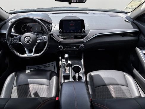 Used 2024 Nissan Altima 2.5 SR FWD image 17