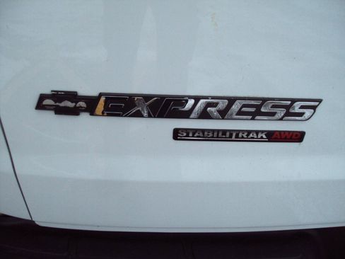 Used 2014 Chevrolet Express 1500 AWD 1500 135 image 34