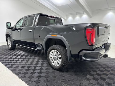 Used 2023 GMC Sierra 2500 Denali w/ Denali Ultimate Package AWD/4WD image 4