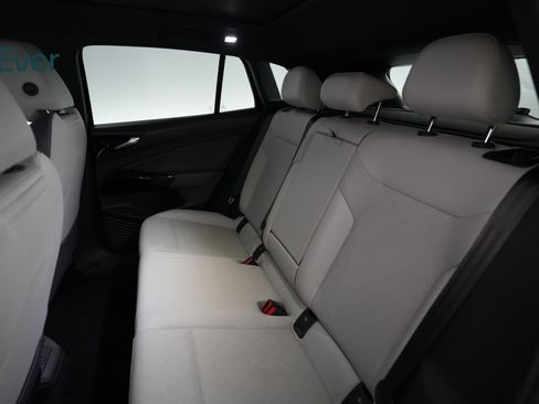 Used 2022 Volkswagen ID.4 Pro S RWD image 22