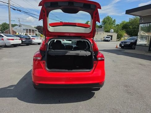 Used 2015 Ford Focus SE FWD image 17