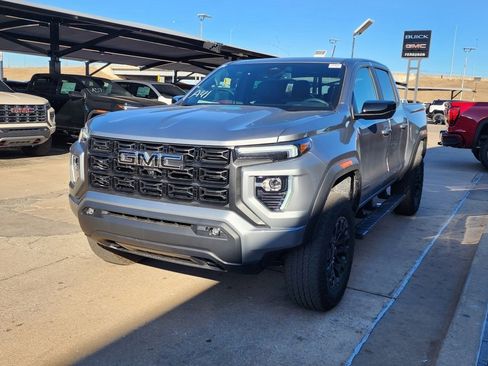 New 2026 GMC Canyon Elevation w/ Convenience Package image 8