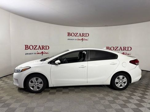 Used 2018 Kia Forte LX FWD image 5