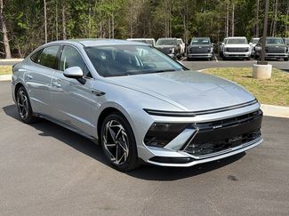 New 2026 Hyundai Sonata SEL video 3