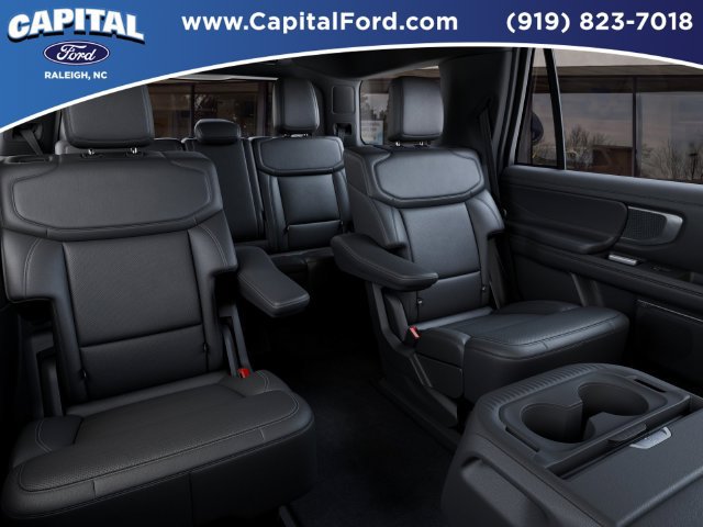 New 2027 Ford Expedition Platinum w/ Stealth Appearance Package AWD/4WD image 12