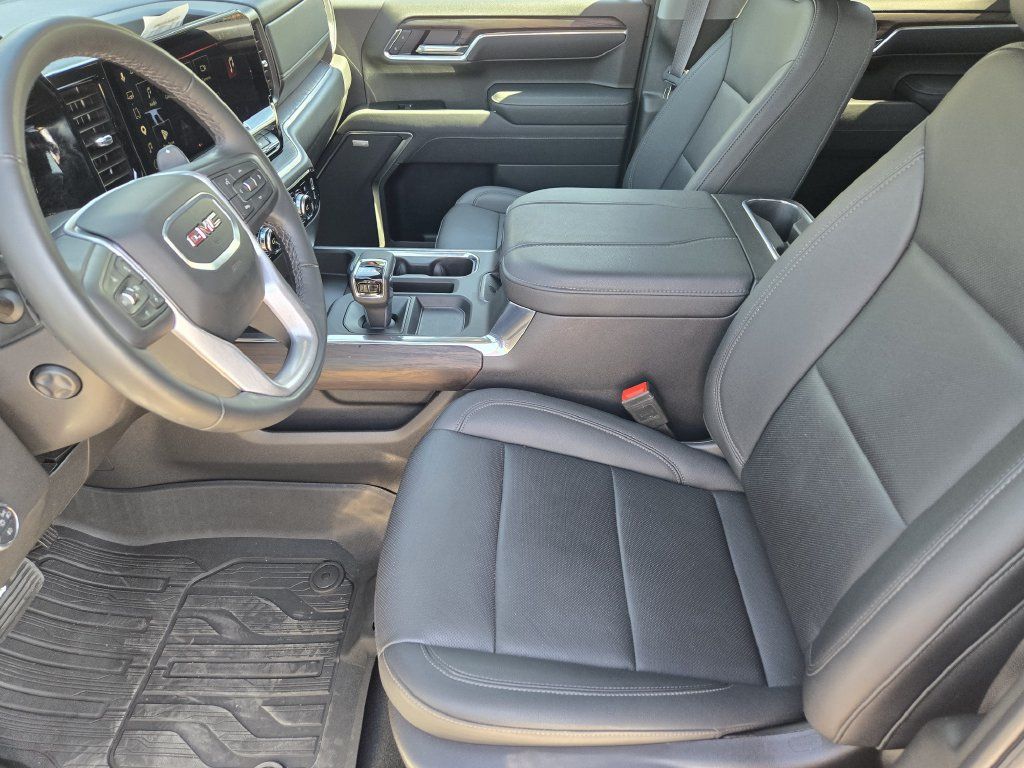 Used 2025 GMC Sierra 1500 SLT w/ SLT Premium Plus Package AWD/4WD image 14