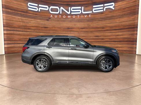 New 2026 Ford Explorer Active w/ Active Comfort Package AWD/4WD image 7