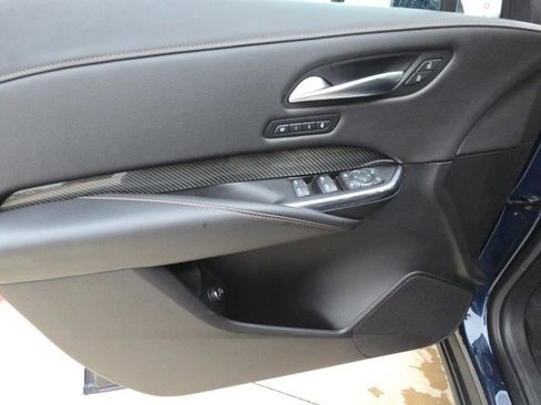 Used 2019 Cadillac XT4 Sport image 13