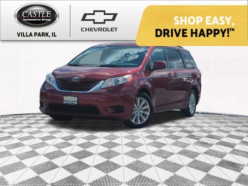 Used 2017 Toyota Sienna LE AWD/4WD image 1