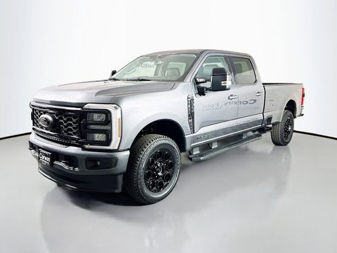 New 2026 Ford F350 Lariat w/ Black Appearance Package image 5