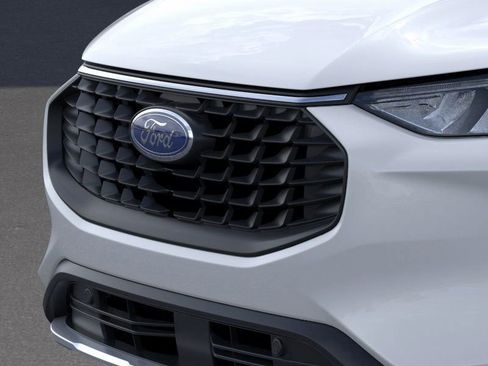 New 2026 Ford Escape Active image 18
