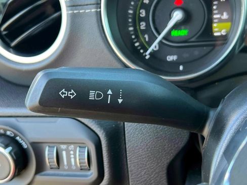 Used 2022 Jeep Wrangler Unlimited Sahara 4xe image 21