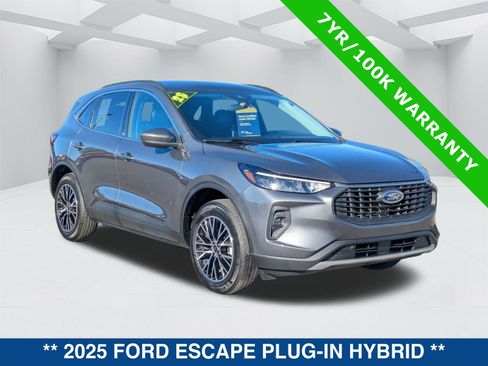 Certified 2025 Ford Escape PHEV image 2