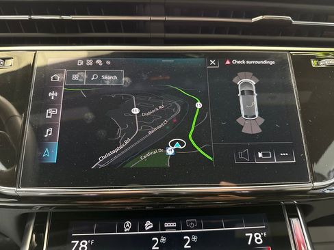 Used 2025 Audi Q8 Premium Plus image 32