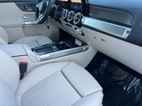 New 2026 Mercedes-Benz GLB 250 image 19