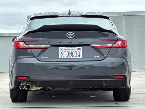 Certified 2025 Toyota Camry SE w/ Convenience Package image 8