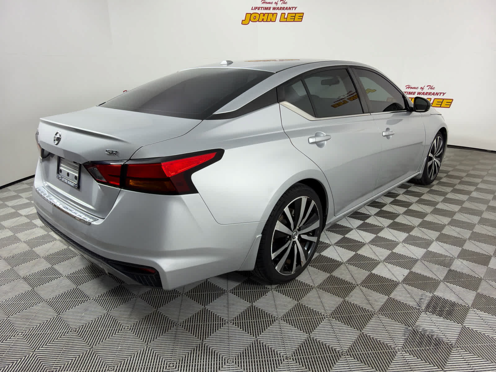Used 2019 Nissan Altima 2.5 SR w/ SR Premium Package FWD image 6