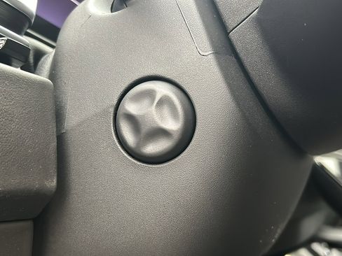 Used 2025 Cadillac Escalade Sport Platinum image 26