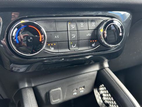 Certified 2024 Chevrolet TrailBlazer RS w/ Driver Confidence Package image 22