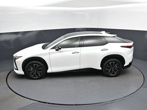 New 2026 Lexus RZ 350e 2WD image 26
