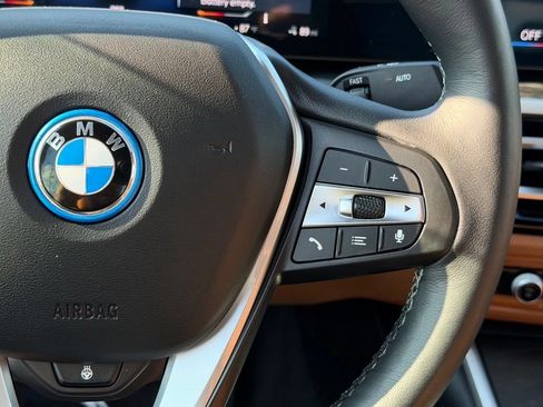 Used 2023 BMW i4 eDrive35 w/ Premium Package RWD image 14