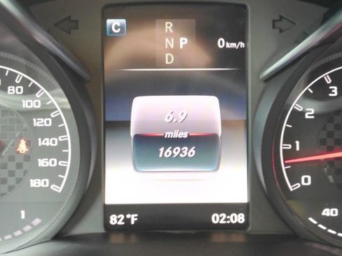 Used 2017 Mercedes-Benz GLC 43 AMG 4MATIC image 40