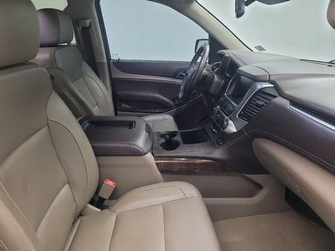 Used 2020 Chevrolet Tahoe LT w/ Luxury Package image 21