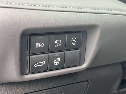 Certified 2024 Toyota Highlander Platinum AWD/4WD image 26