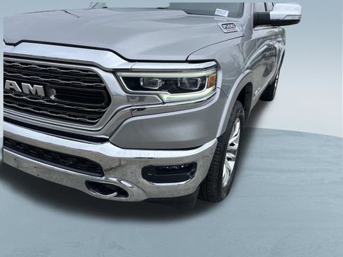 Used 2022 RAM 1500 Limited AWD/4WD image 11