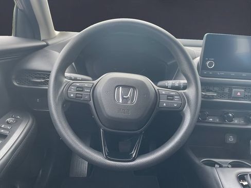 Used 2025 Honda HR-V LX image 12