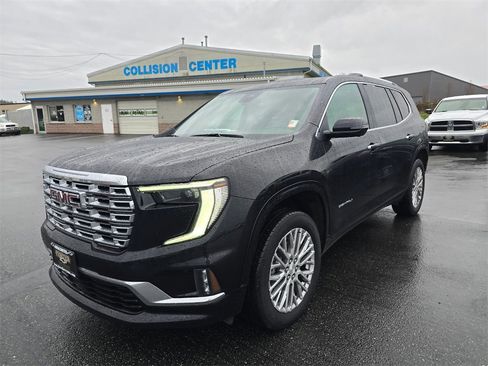 Used 2025 GMC Acadia Denali w/ LPO, Floor Liner Package image 9