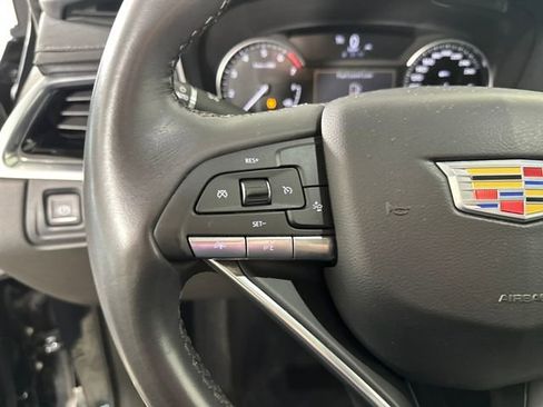 Used 2024 Cadillac XT6 Luxury image 15