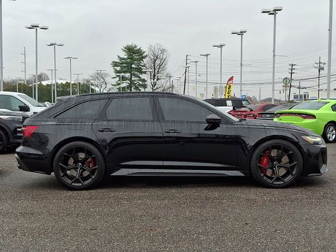 Used 2024 Audi RS 6 performance image 12