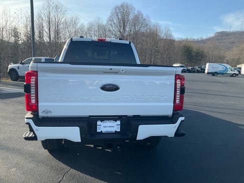 New 2026 Ford F250 Lariat w/ Black Appearance Package AWD/4WD image 6