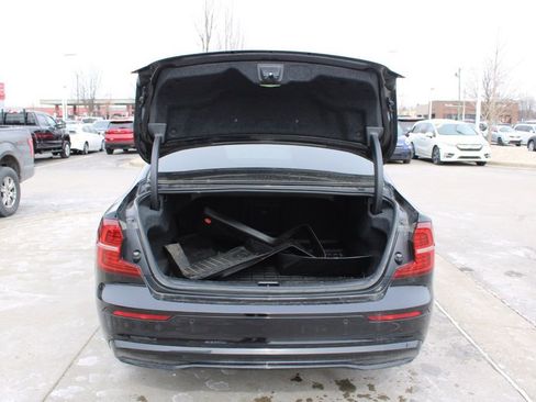 Used 2024 Volvo S60 B5 Plus image 10