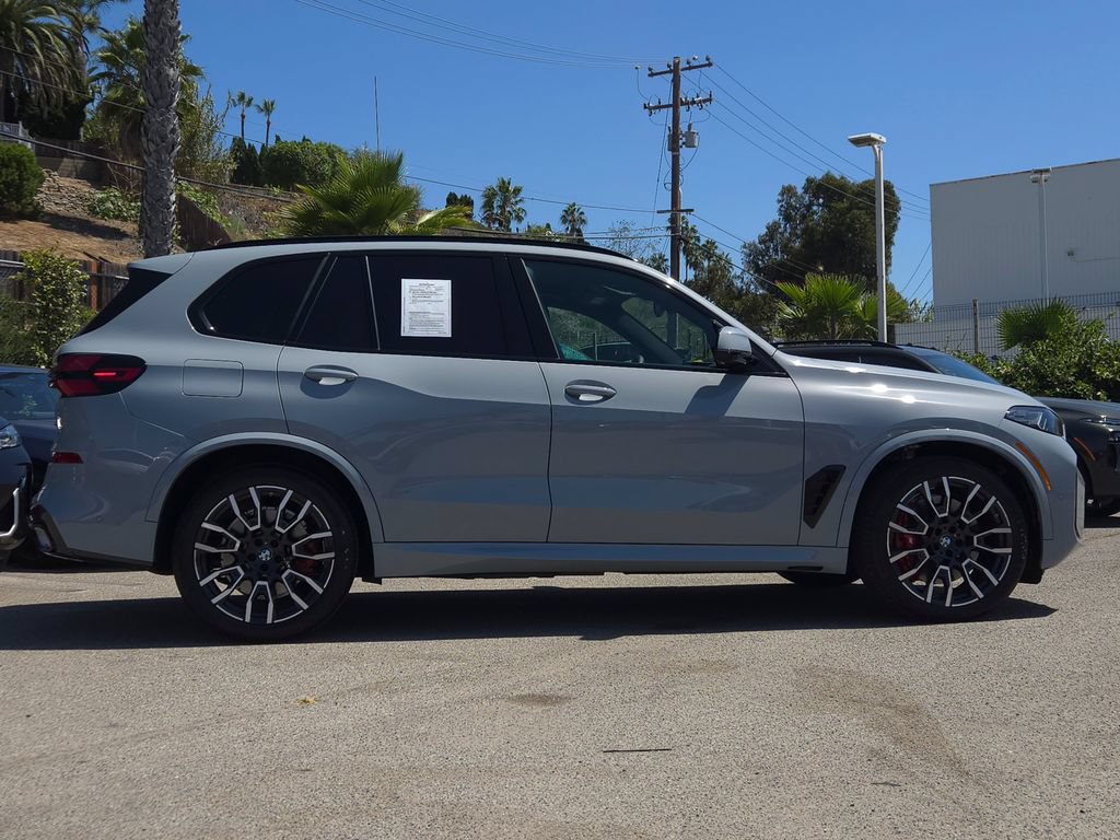 Used 2026 BMW X5 xDrive50e w/ M Sport Package AWD/4WD image 3