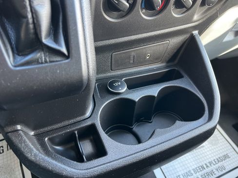 Used 2016 Ford Transit 350 XLT image 40