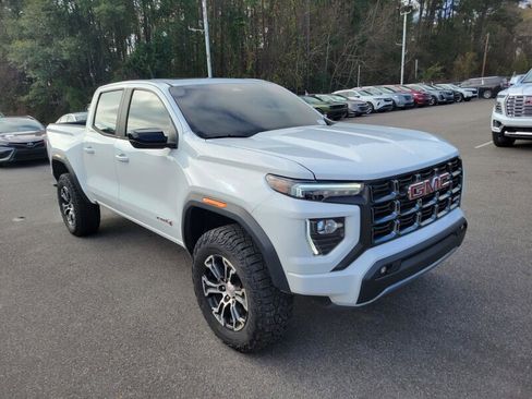 Used 2023 GMC Canyon AT4 w/ AT4 Premium Package image 11